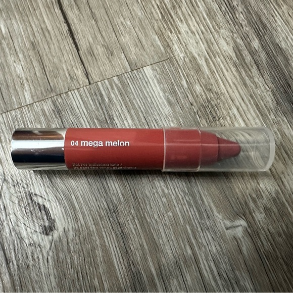 Brand New Lipsticks, Lip Gloss, Lip Crayon - Picture 5 of 5